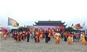 Liên hoan Yosakoi 2026 thổi bùng không khí lễ hội tại Ninh Bình