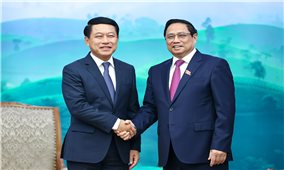 Thủ tướng Phạm Minh Chính tiếp Phó Thủ tướng, Bộ trưởng Bộ Ngoại giao Lào