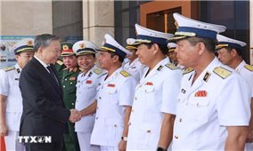 Chủ tịch nước Tô Lâm thăm và làm việc với Quân chủng Hải quân