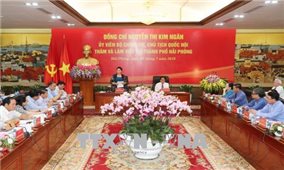 Chủ tịch Quốc hội Nguyễn Thị Kim Ngân thăm và làm việc tại Hải Phòng
