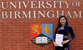 Cô gái Tày trở thành nữ giám đốc khoa trẻ nhất Đại học Kinh tế Nam Luân Đôn, Vương quốc Anh