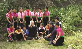 Thầy giáo trẻ đam mê văn hóa Thái