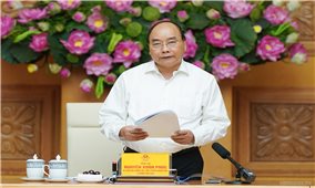 Thủ tướng Nguyễn Xuân Phúc chủ trì phiên họp Tiểu ban Kinh tế-Xã hội
