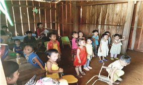 Nam Trà My (Quảng Nam): Hàng chục trẻ có nguy cơ bỏ học vì không có trường lớp