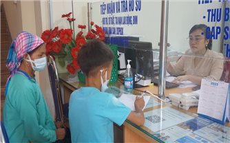Lào Cai: Hàng chục nghìn học sinh không có thẻ BHYT và nỗi lo chăm sóc sức khỏe học đường
