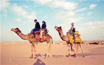 Khám phá sa mạc Thar trên lưng lạc đà