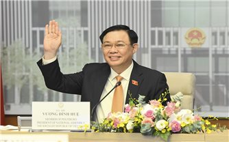 Chủ tịch Quốc hội Vương Đình Huệ chúc mừng Quốc hội Vương Quốc Thái Lan
