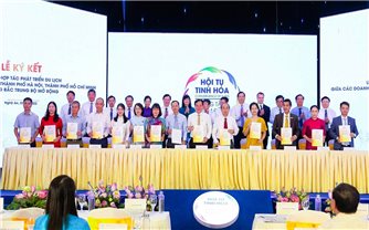 TP. Hồ Chí Minh, Hà Nội và các tỉnh Bắc Trung Bộ cùng liên kết phát triển du lịch