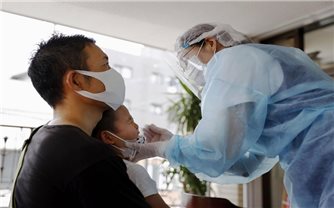 Nhật Bản ghi nhận số ca nhiễm COVID-19 cao nhất thế giới 24 giờ qua