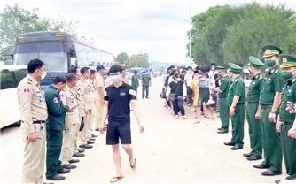 An Giang: Tiếp nhận thêm 44 công dân từ Campuchia trao trả