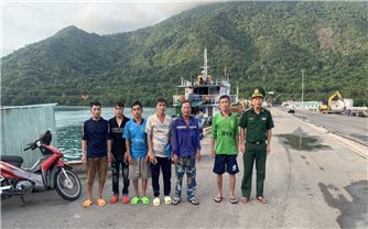 Kịp thời cứu nạn 6 ngư dân trên tàu cá Bình Định bị nạn trên biển Côn Đảo