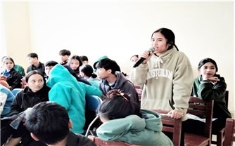 Quảng Nam: Hướng nghiệp cho học sinh miền núi