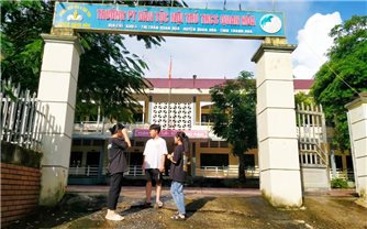 Thanh Hóa: Cảnh cáo Trưởng phòng Giáo dục huyện Quan Hóa vì tuyển sinh sai học sinh