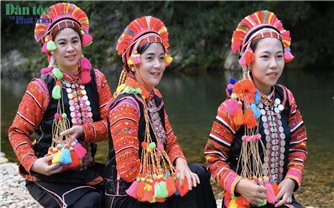 Dân tộc La Hủ