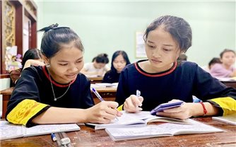 Kỳ thi tốt nghiệp THPT 2023: Tạo điều kiện thuận lợi nhất cho thí sinh người DTTS