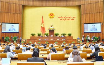 Bộ trưởng, Chủ nhiệm Ủy ban Dân tộc Hầu A Lềnh đăng đàn trả lời chất vấn nhóm vấn đề thuộc lĩnh vực công tác dân tộc