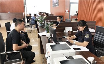Lào Cai đưa Trung tâm dịch vụ hành chính công tại Cửa khẩu Kim Thành vào hoạt động