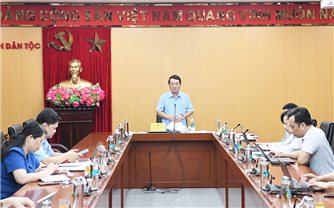 Bộ trưởng, Chủ nhiệm Ủy ban Dân tộc Hầu A Lềnh chủ trì họp Ban Chỉ đạo Chuyển đổi số của cơ quan UBDT