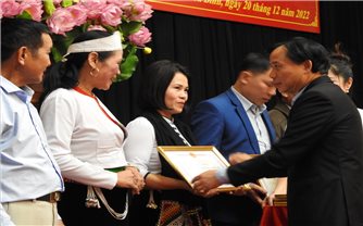 Hòa Bình: Nhân rộng những điển hình tiên tiến vùng đồng bào DTTS