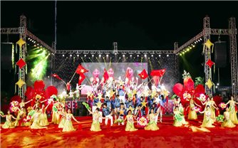 Sắc màu biên cương nơi thượng nguồn sông Đà