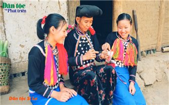 Dân tộc Si La