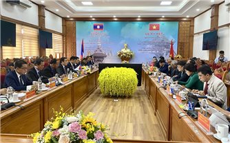 Kon Tum: Ký kết biên bản ghi nhớ về hợp tác giữa tỉnh Kon Tum và tỉnh Chăm-Pa-Sắc
