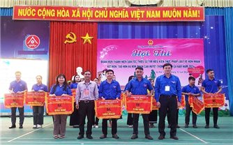 Thanh niên DTTS tìm hiểu pháp luật về hôn nhân, tảo hôn và hôn nhân cận huyết thống