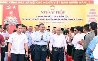 Tổng Bí thư Tô Lâm dự Ngày hội Đại đoàn kết toàn dân tại ấp Mũi, xã Đất Mũi, Cà Mau