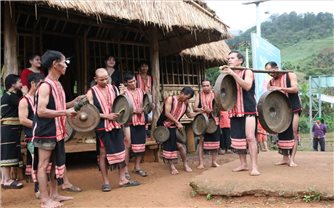 Tu Mơ Rông (Kon Tum): Phấn đấu trở thành điểm đến du lịch mới mẻ, hấp dẫn và giàu bản sắc