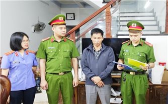 Lạng Sơn: Giám đốc Trung tâm Sát hạch lái xe tham gia đường dây làm giấy tờ giả