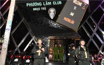 Đột kích, khám xét khẩn cấp quán bar lớn ở TP. Hồ Chí Minh, bắt giữ hàng chục đối tượng liên quan ma tuý