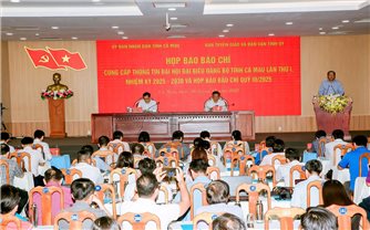 Cà Mau được trao Huân chương Lao động hạng Ba nhờ thành tích xuất sắc trong xóa nhà tạm, nhà dột nát