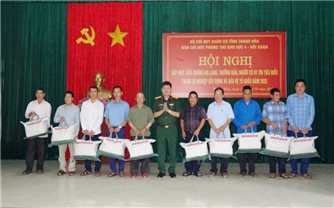 Già làng nói dân bản nghe, Già làng làm dân bản theo