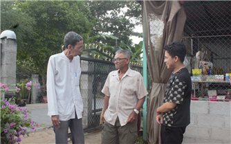 Tấm gương sáng trong vùng đồng bào Khmer dưới chân núi Cấm