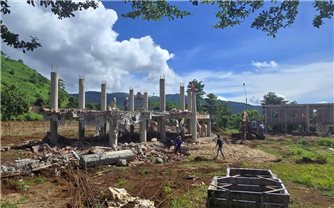 Vì sao công trình Nhà rông làng Ia Gri chưa xây xong đã buộc phải tháo dỡ?