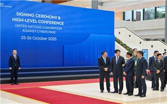 Chủ tịch nước Lương Cường kiểm tra tổng duyệt Lễ mở ký và Hội nghị cấp cao Công ước Liên hợp quốc về chống tội phạm mạng