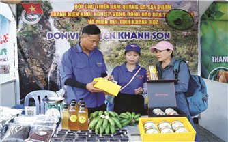 Người trẻ xây “nghiệp lớn” từ chính bản làng