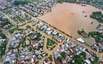 Hỗ trợ khẩn cấp 350 tỷ đồng để 3 địa phương khắc phục thiệt hại mưa lũ