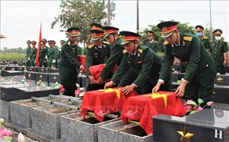 Chính phủ ban hành Nghị định quy định chế độ, chính sách cho tìm kiếm hài cốt liệt sĩ