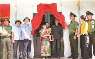Bao giờ hết cảnh lập làng, dựng bản sau bão lũ?