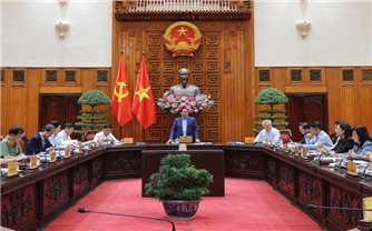 Thủ tướng chủ trì họp Thường trực Chính phủ: Triển khai ngay nhiều giải pháp cấp bách khắc phục hậu quả bão lũ