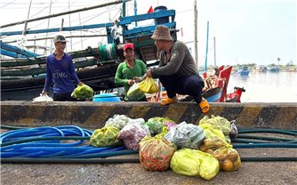 Ngư dân Đắk Lắk đứng lên sau bão