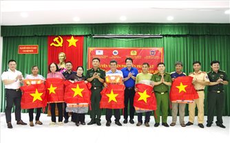 TP. Hồ Chí Minh: Lan tỏa “Ngày Pháp luật” ở cửa khẩu cảng Hiệp Phước