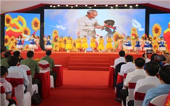 Sự quan tâm đặc biệt của Đảng, Nhà nước đối với học sinh tại vùng phên giậu của Tổ quốc