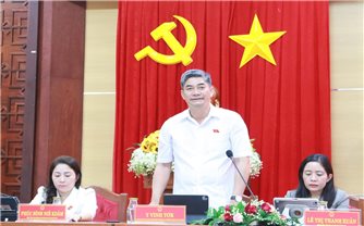 Thứ trưởng Bộ Dân tộc và Tôn giáo Y Vinh Tơr tiếp xúc cử tri tại Đắk Lắk