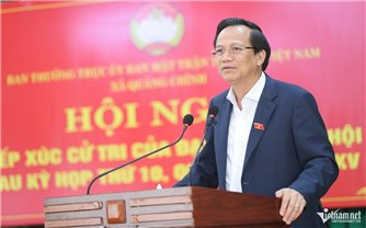 Bộ trưởng Đào Ngọc Dung lắng nghe ý kiến cử tri tỉnh Thanh Hóa sau kỳ họp Quốc hội