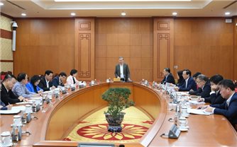 Chăm lo toàn diện, đầy đủ vật chất, tinh thần người có công với cách mạng