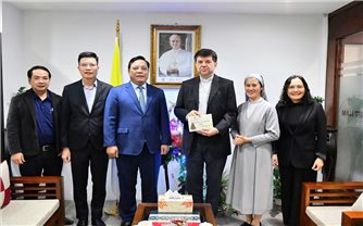 Thứ trưởng Nguyễn Hải Trung thăm, chúc mừng Giáng sinh Đại diện Thường trú Tòa thánh Vatican tại Việt Nam