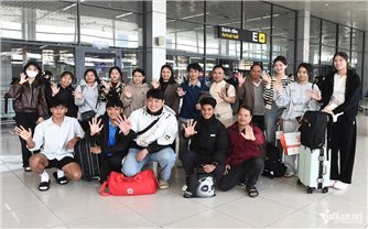 Học sinh, sinh viên, thanh niên DTTS đến Hà Nội, chuẩn bị dự Lễ Tuyên dương