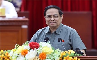 Thủ tướng: Dự kiến đầu tư gần 700 nghìn tỷ đồng cho y tế và giáo dục trong 10 năm tới